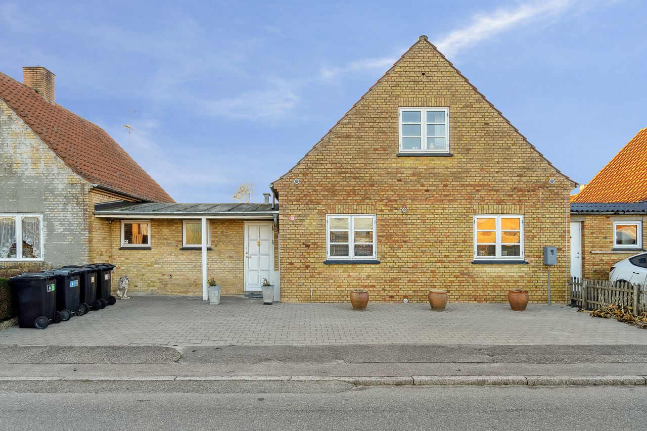 image 03
